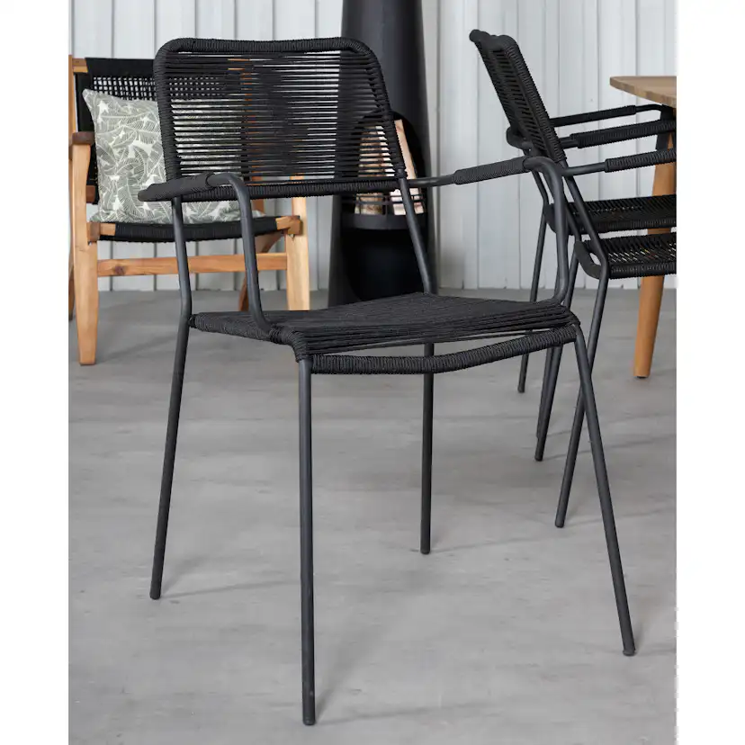 Matgrupp Venture Home Julle med 6 Minos Matstolar med Armstöd