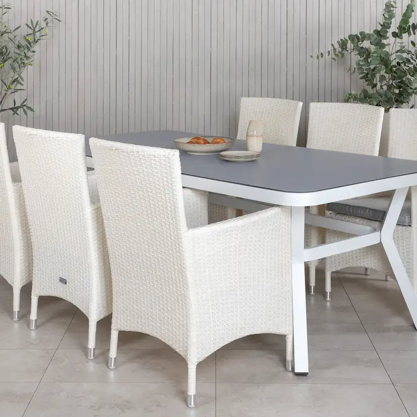 Matgrupp Venture Home Virya med 6 Malin Karmstolar