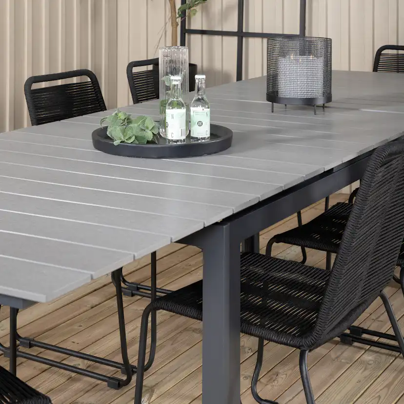 Matgrupp Venture Home Lova 224 med 8 Leon Stapelbara Matstolar