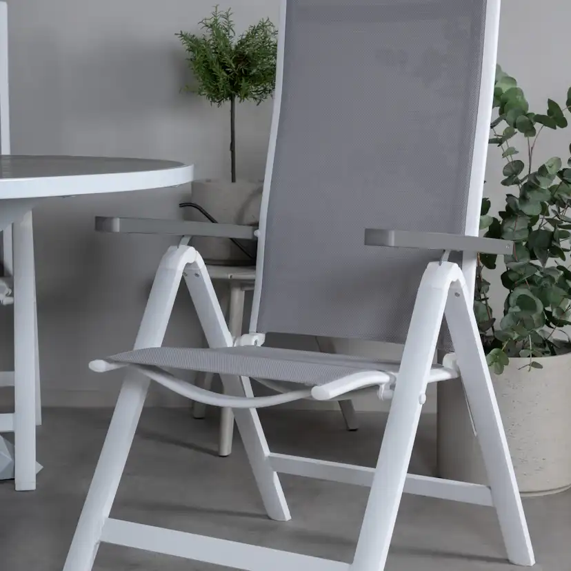 Matgrupp Utomhus Venture Home Pincy Rund med 4 Aleyna PositionsTrädgårdsstolar