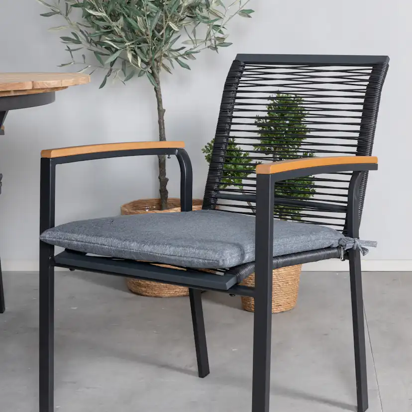 Matgrupp Utomhus Venture Home Meya med 4 Douglas Trädgårdsstolar