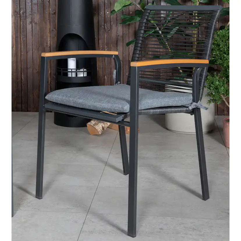 Matgrupp Venture Home Marbella med Deni Stolar