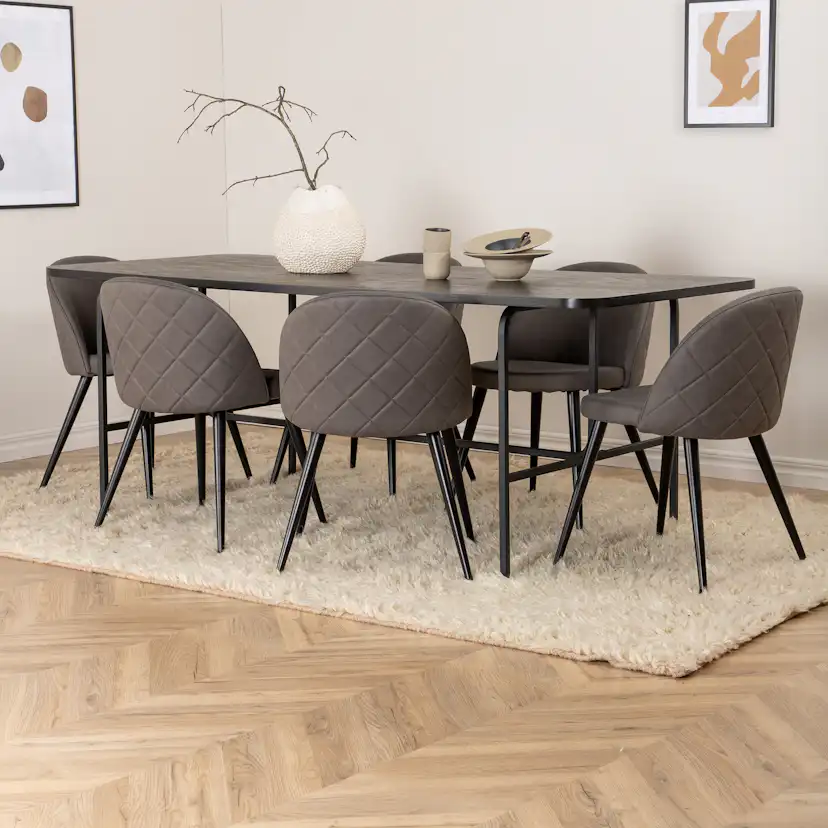 Matgrupp Venture Home Chicago med 6 Valentina Stitcthes Stolar