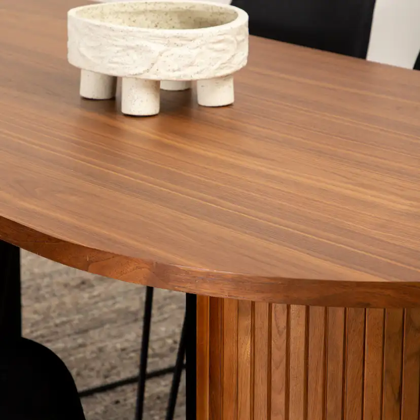 Matgrupp Venture Home Bianca Ovalt Matbord i Valnöt 200 cm & 6 Muscot Stolar i Polyester