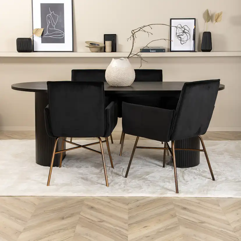 Matgrupp Venture Home Bianca med 4 Annika Stolar