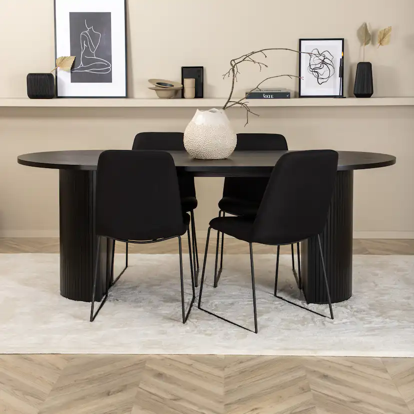 Matgrupp Venture Home Bianca med 4 Muscot Stolar