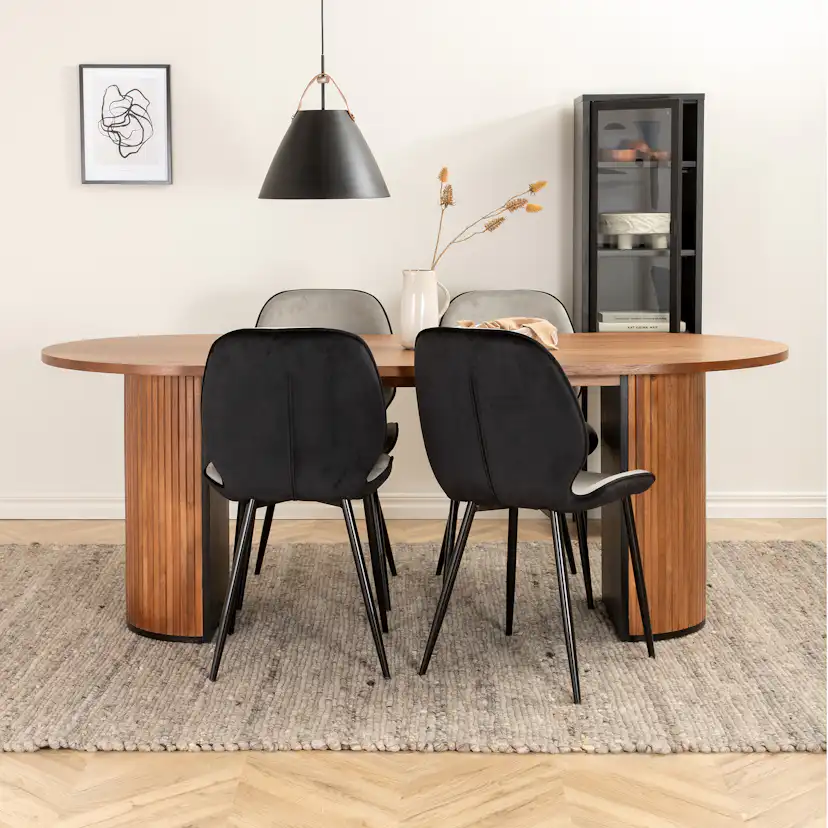 Matgrupp Venture Home Bianca Valnöt med 4 Elisa Stolar