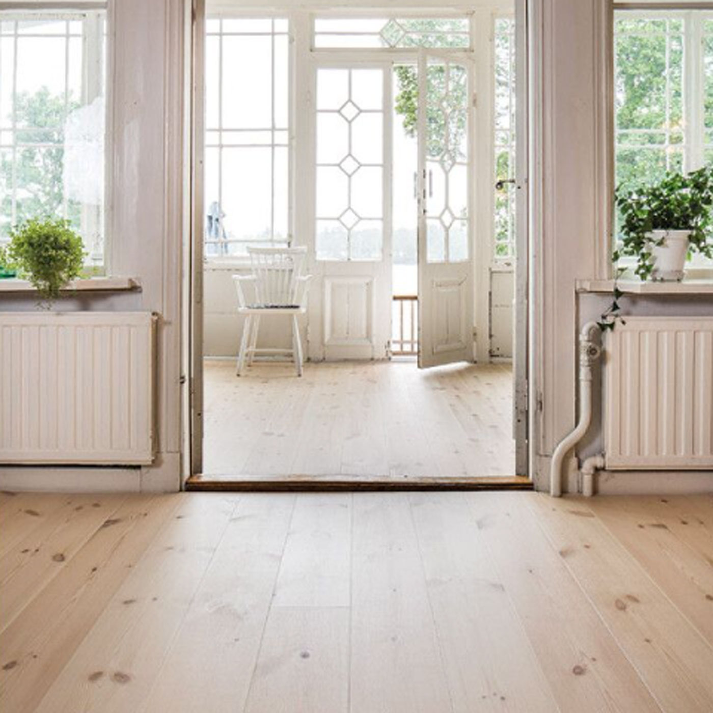 Parkettgolv Rappgo Furu 14x180x2200mm Vitvax