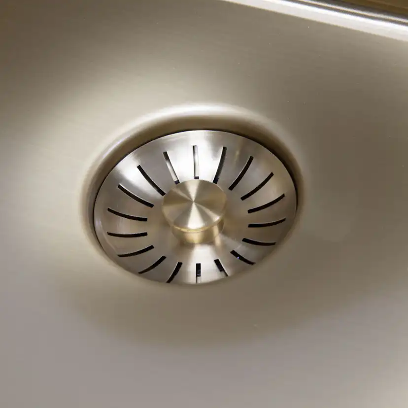 Enkelvask Strand Stainless SOLID med clips PVD Gold