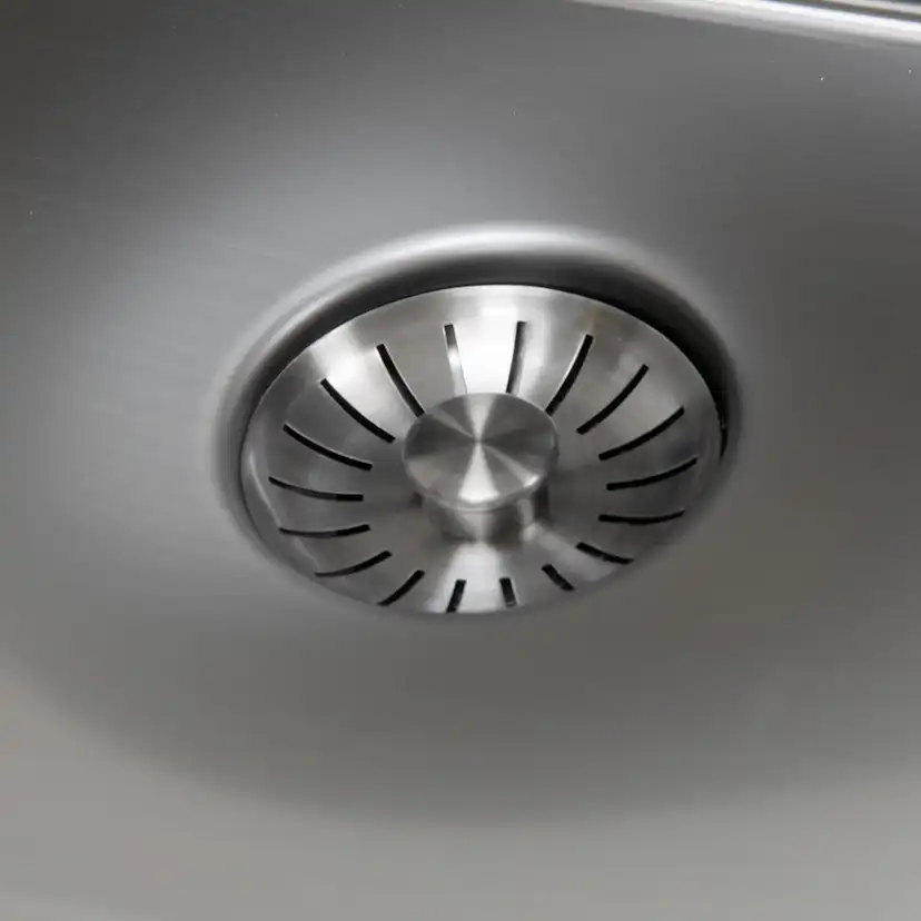 Enkelvask Strand Stainless SOLID med clips PVD Gun Metal