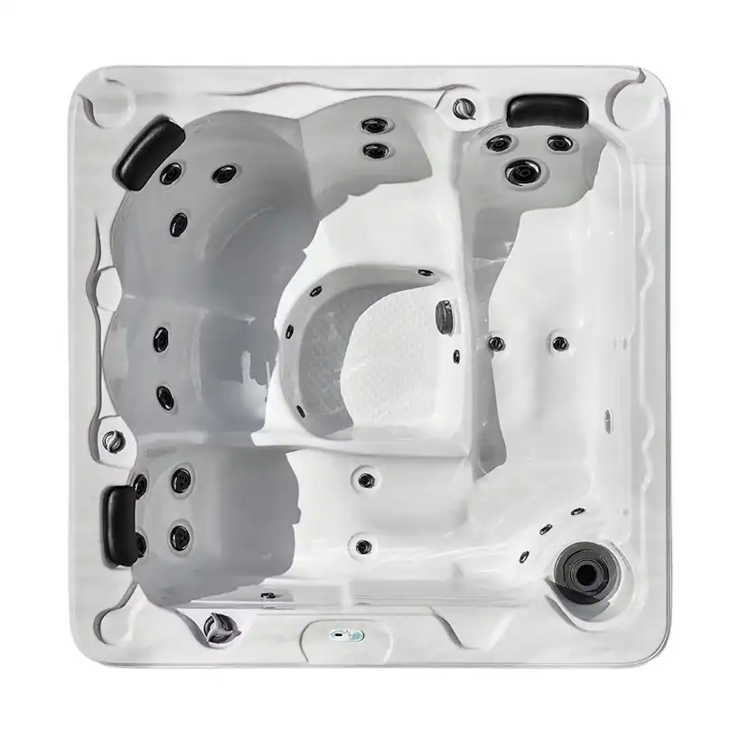 Utespa DenForm 52 White Sterling 28 Jets Spabad för 5 Personer