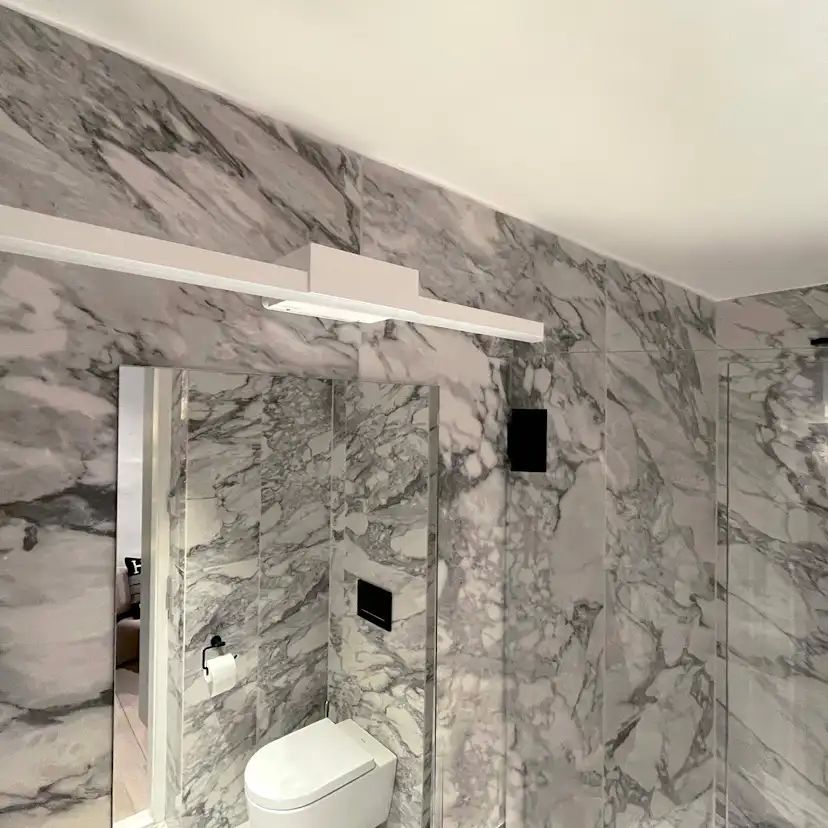 Spegelarmatur Westal Aqua LED I