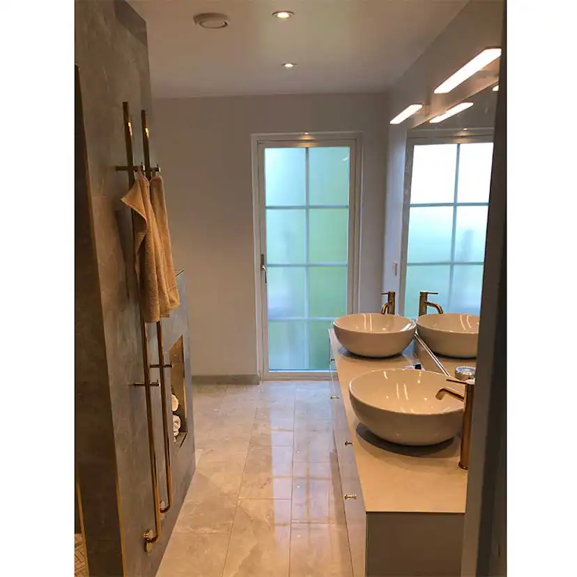 Vägglampa Westal Aqua LED II Dimbar Spegelbelysning