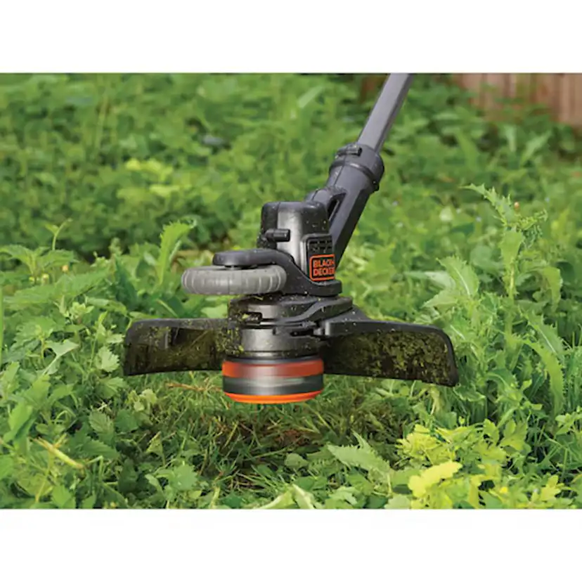 Grästrimmer Black & Decker STC1820EPC 18V 2 0Ah 28Cm