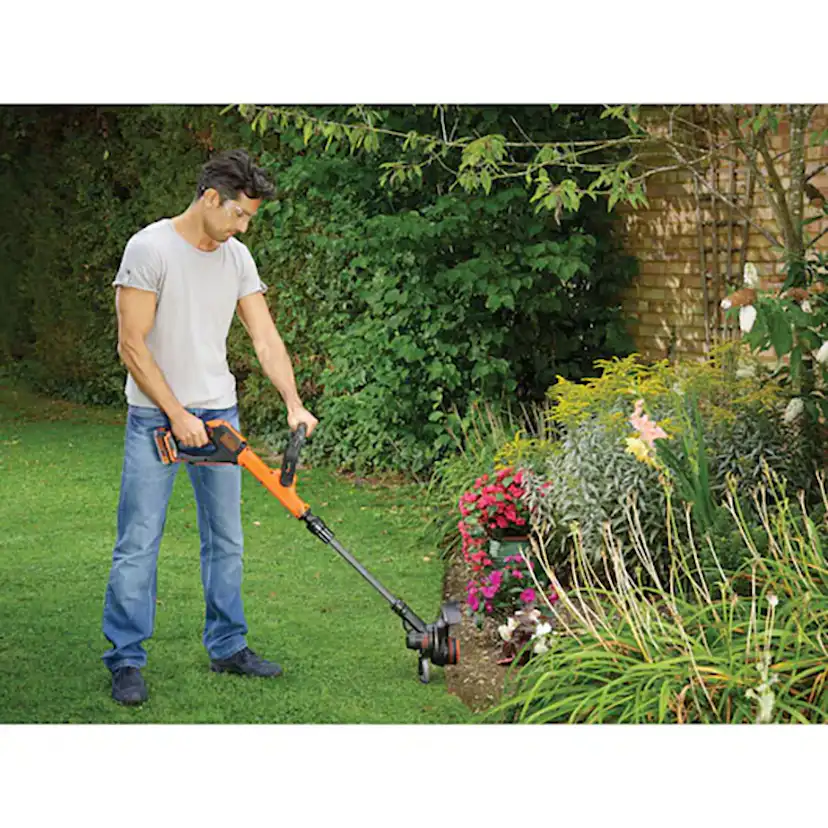 Grästrimmer Black & Decker STC1820PCB 18V 28Cm Utan Batteri