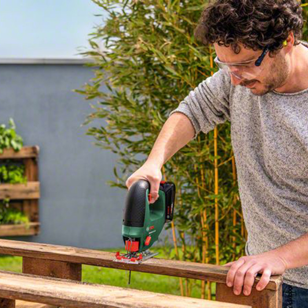 Sticksåg Bosch Power Tools UniversalSaw 18V-100