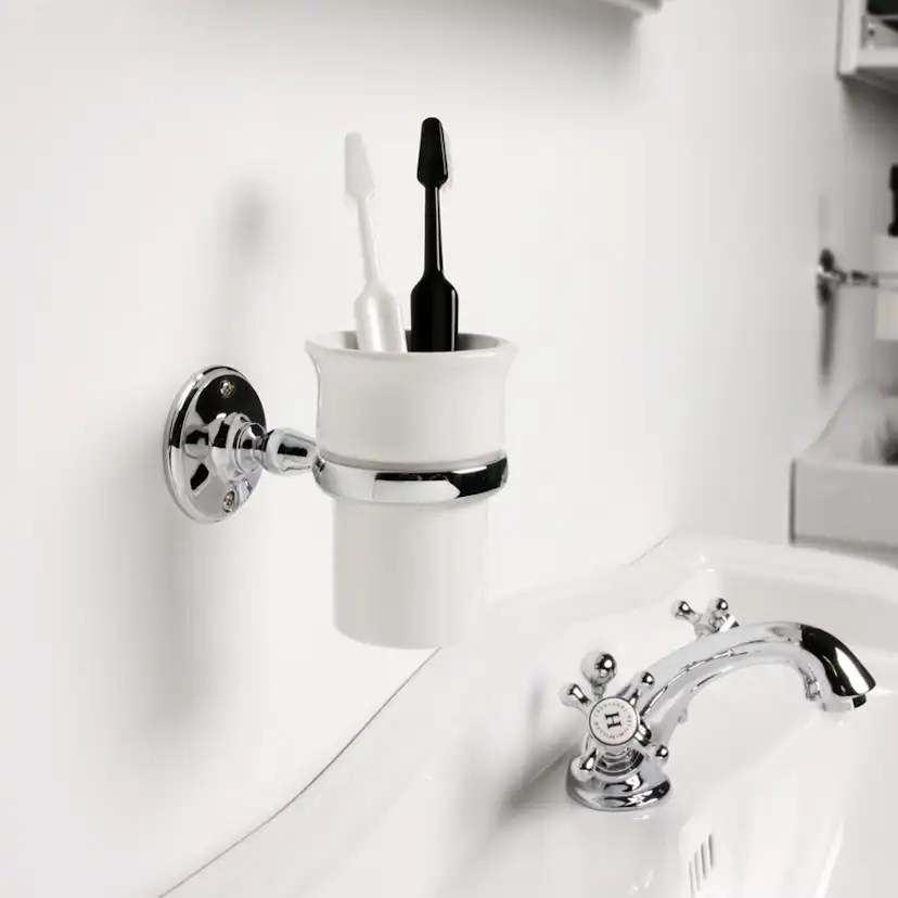Tandborstmugg Miller Badrum Stockholm 613C