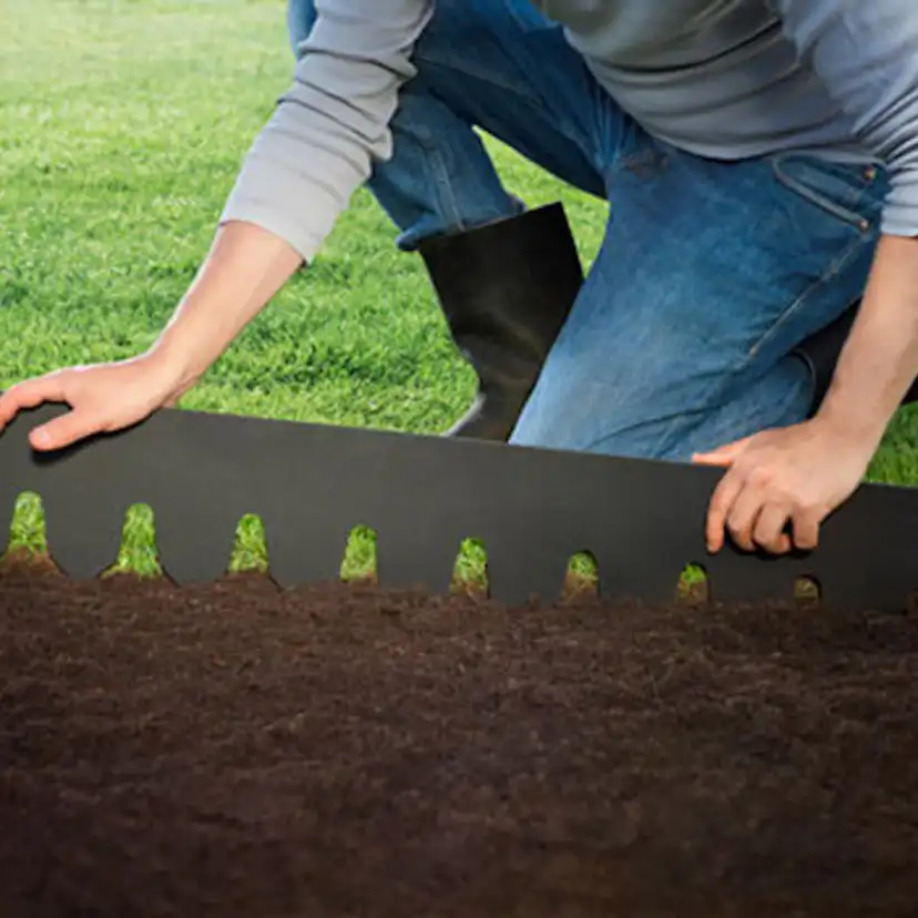 Trädgårdskant Hasselfors Garden 4x1000 mm Rabattkant Svartlackerad Plåt