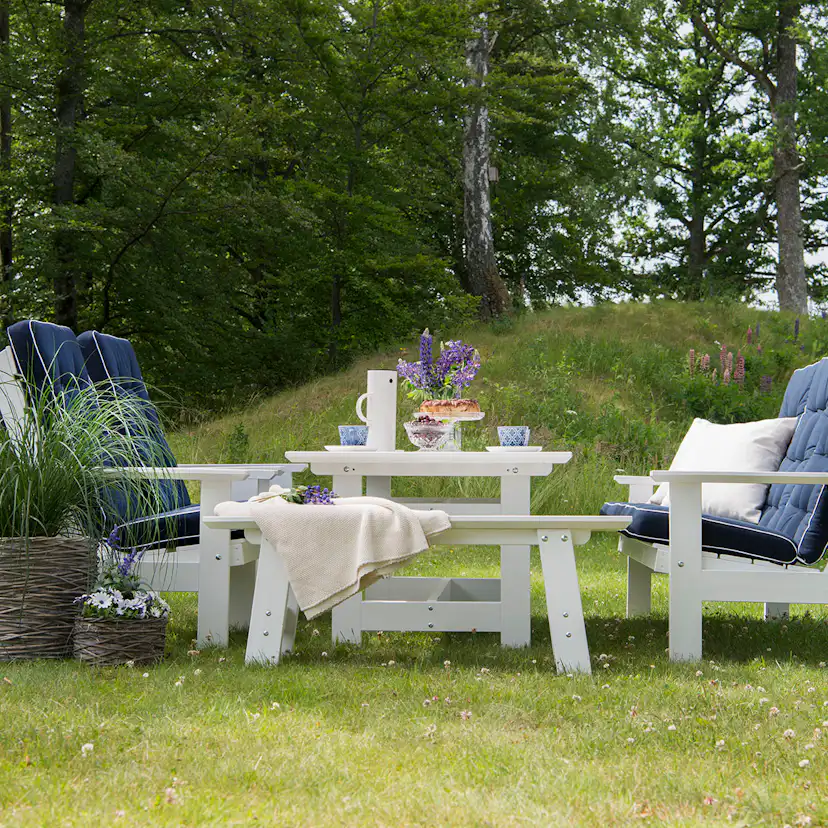 Trädgårdsbänk Hillerstorp Cecilia Vit Furu, Bänk Utomhus - 3 Sittplatser