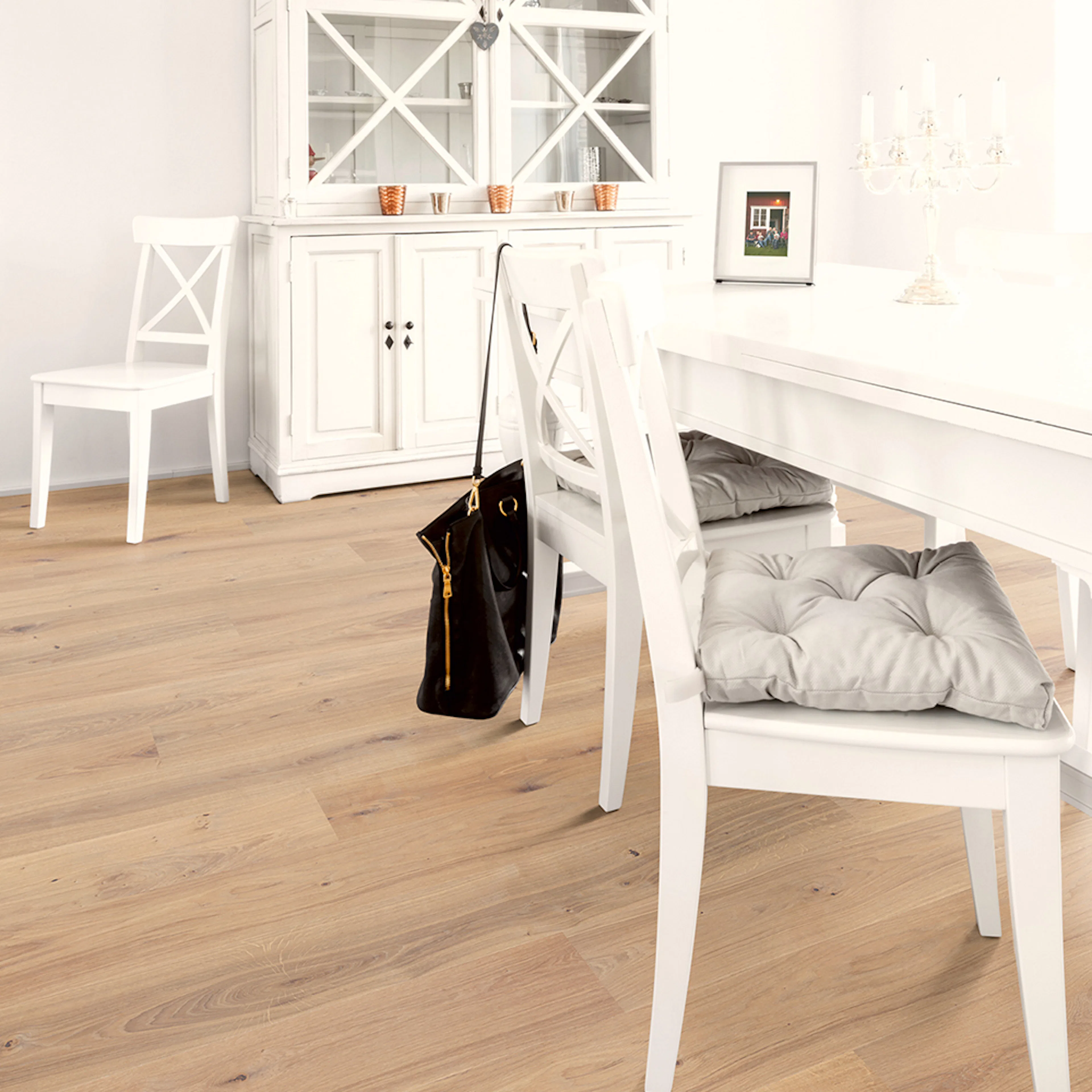 Parkettgolv Berg & Berg Ek XXL Spader Borstad Vitolja 1-Stav