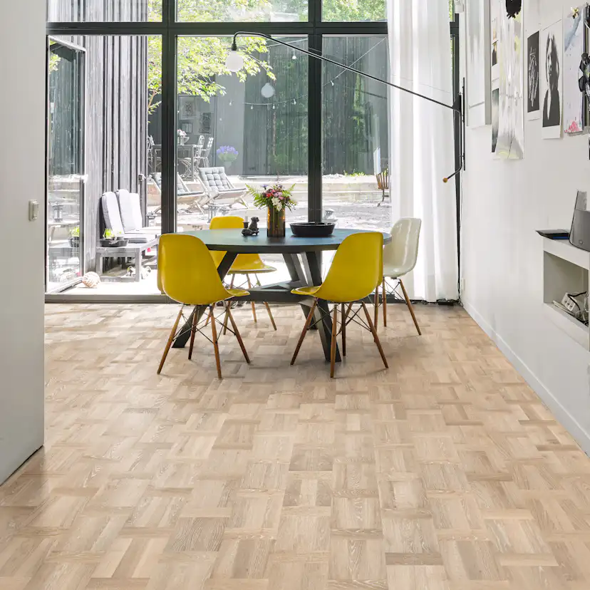 Parkettgolv Kährs Palazzo Bianco Mattlackad Ek Holländskt Mönster