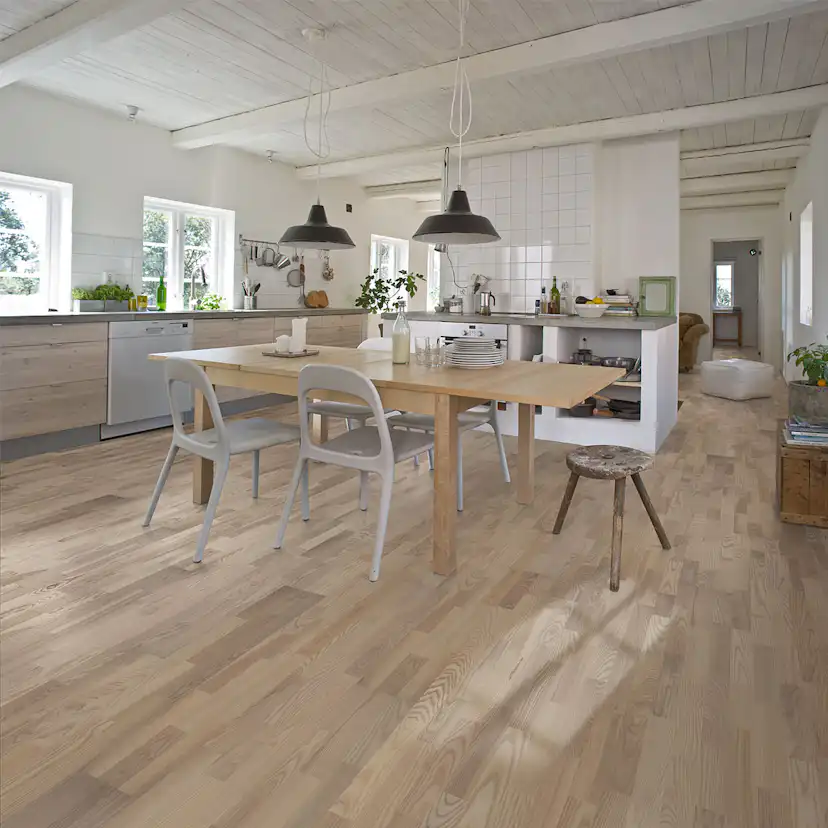 Trägolv Kährs Original Skagen Ask, Mattlackat 3-Stavs Parkettgolv