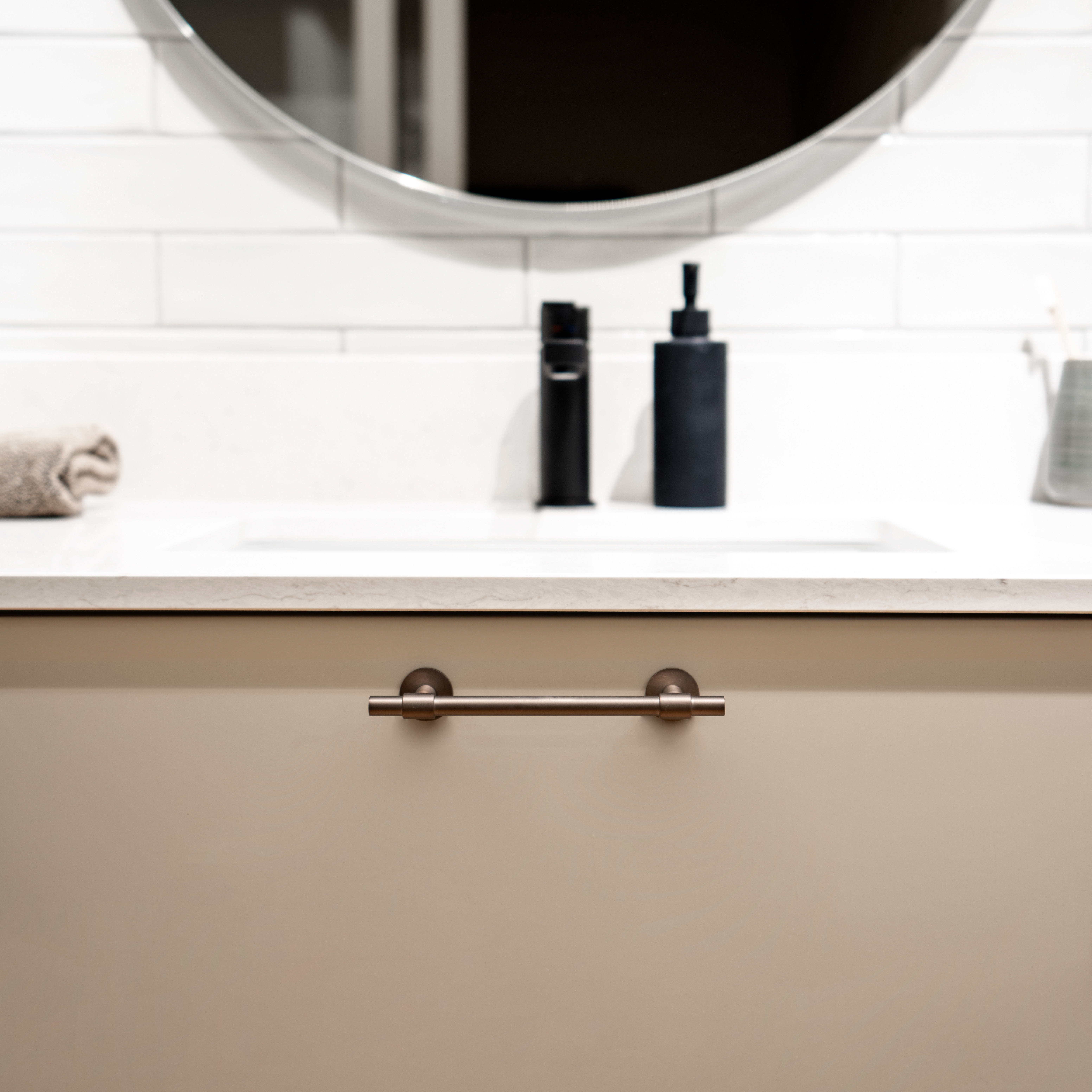 Handtag Beslag Design Uniform cc 128 mm