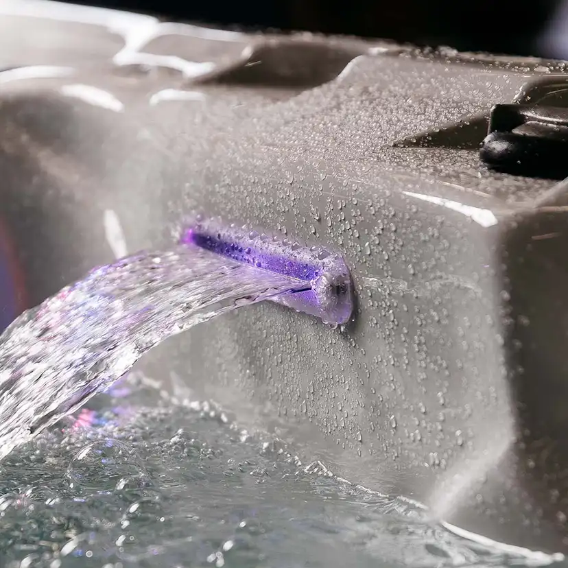 Utespa DenForm 20 16 Jets Spabad för 2 Personer