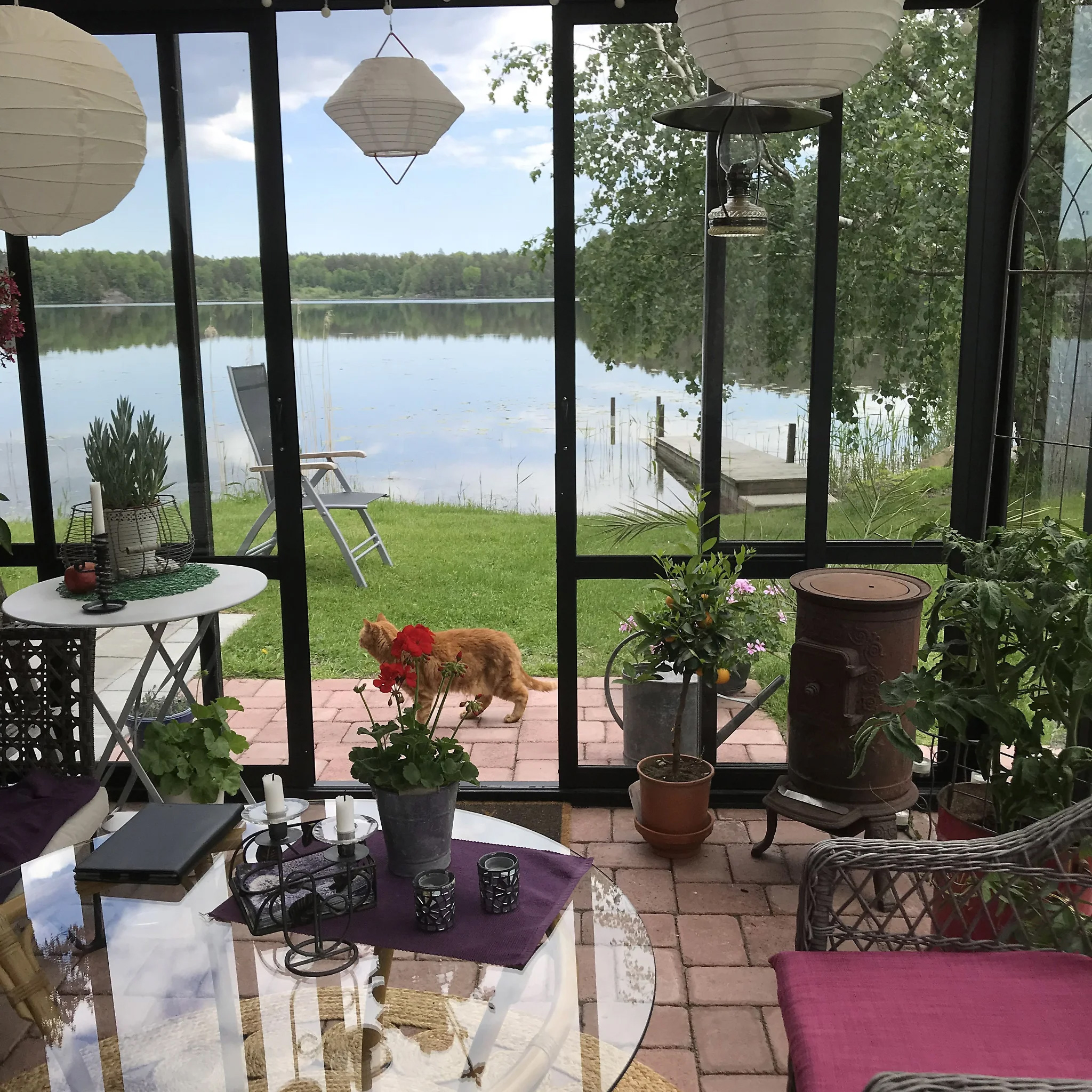 Uterum Metalcraft 10,7m² Säkerhetsglas Svart