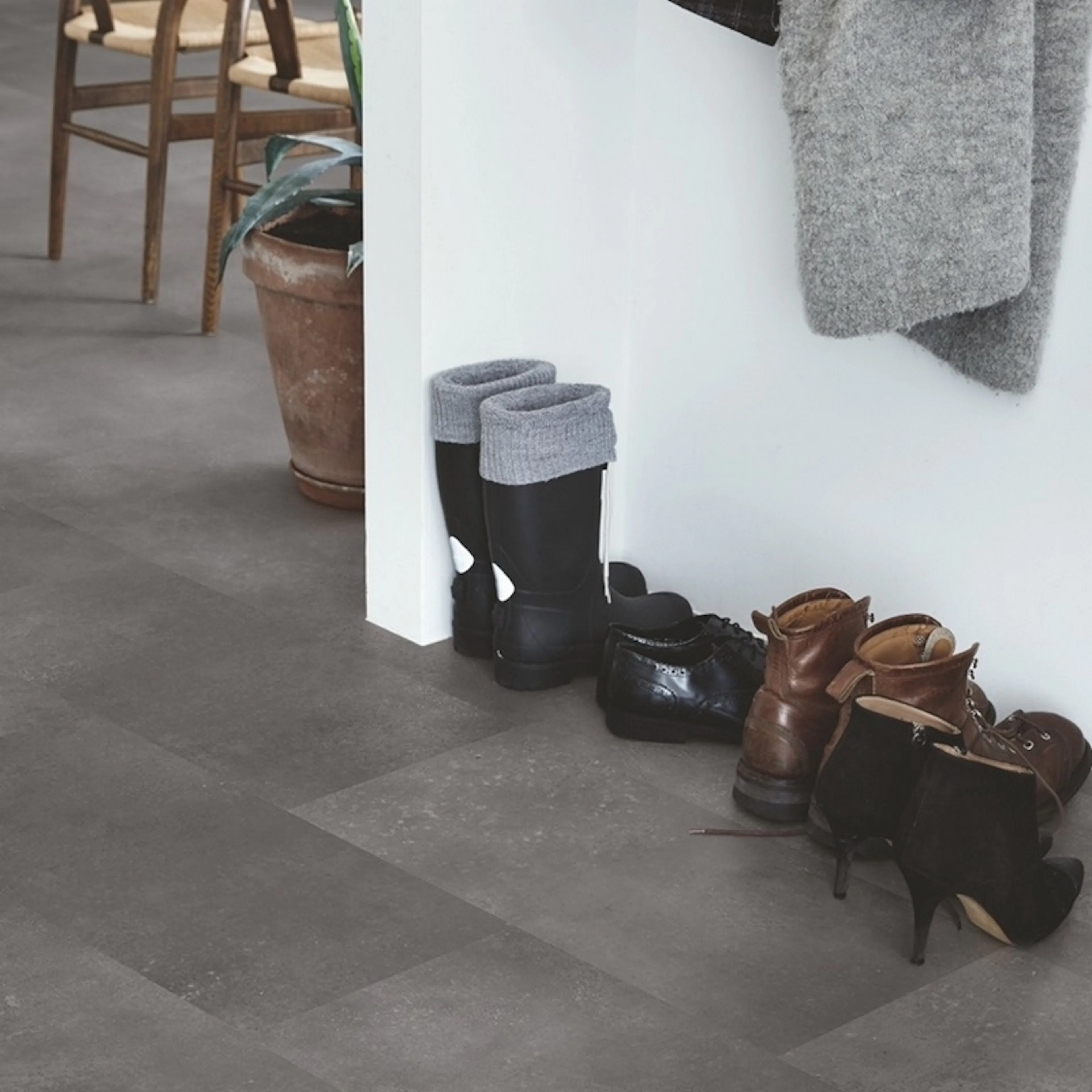 Vinylgolv Pergo Aura Pad Pro Rigid Click Volcanic Stone