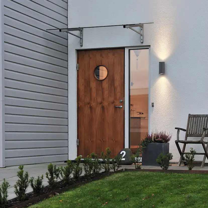 Vägglykta Gnosjö Konstsmide Siracusa Upp/ned GU10 Grå