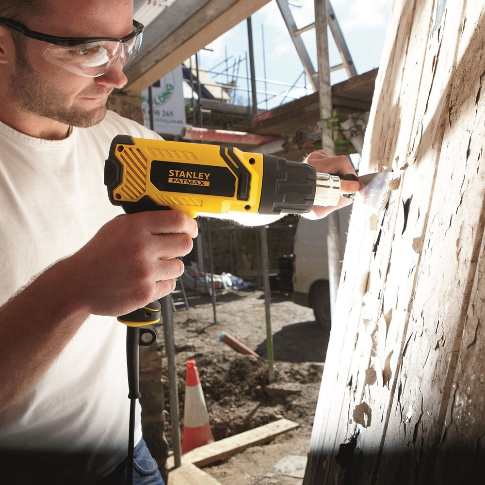 Varmluftspistol Stanley Fatmax FME670K