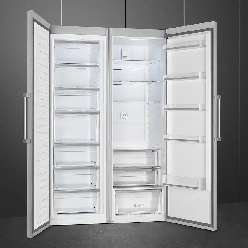 Kylskåp Smeg Universal FS18EV3HX Fristående